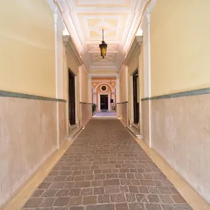 sacconi-palace-suite-roma.it-romehotels.com/