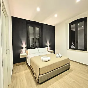 bb-la-cite-luxury-rooms.catania-hotels.net/
